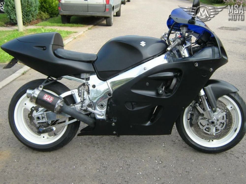 Suzuki GSXR 600 черный