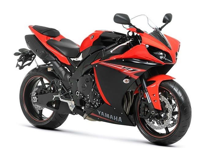 Yamaha r1 красная